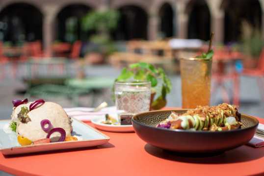 Anthony Hotel: een ‘hidden gem’ met binnentuin om lekker te lunchen