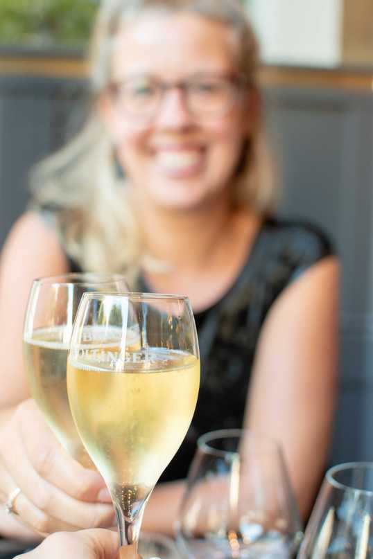 Oesters en champagne op vrijdag bij Café Americain