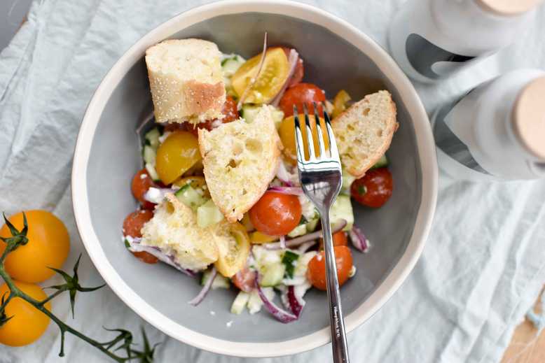 Panzanella - Italiaanse broodsalade