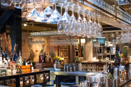 Ron Gastrobar Oriental