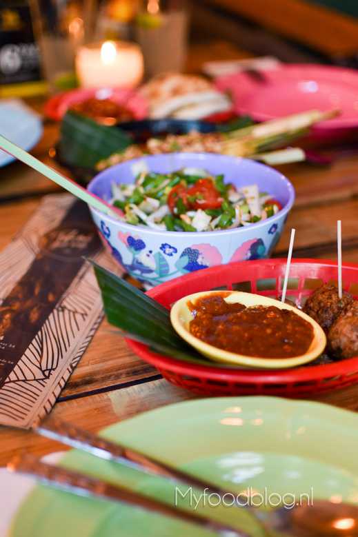 Thais eten bij Soi 74